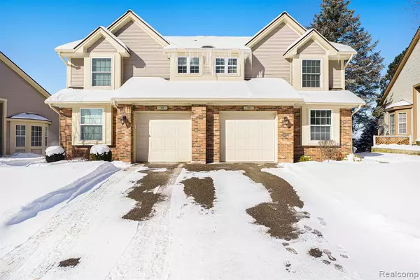 Fenton, MI 48430,713 WHISPERWOOD Trail