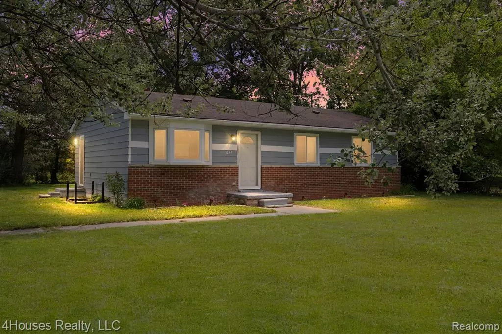 Romulus, MI 48174,6291 EDMUND Street