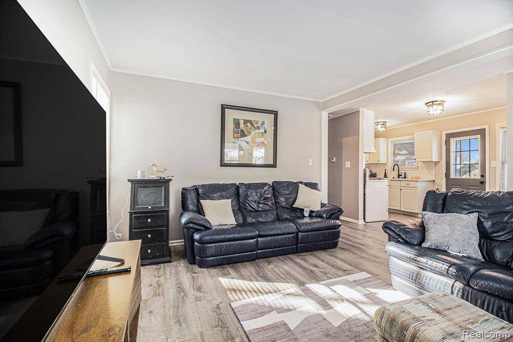 Ann Arbor, MI 48103,2071 WINEWOOD Avenue
