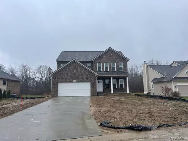 2394 Village Woods Drive, Grand Blanc, MI 48439