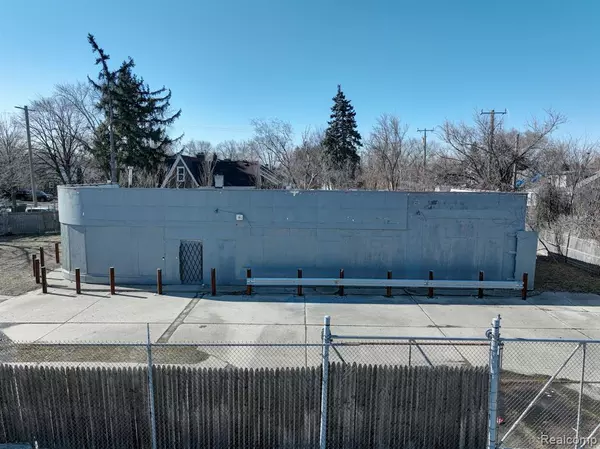 10301 WHITTIER Street, Detroit, MI 48224