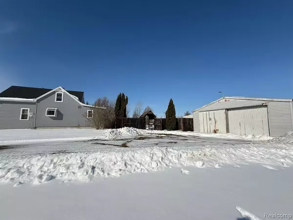 Brown, MI 48416,7595 BROOKS Road