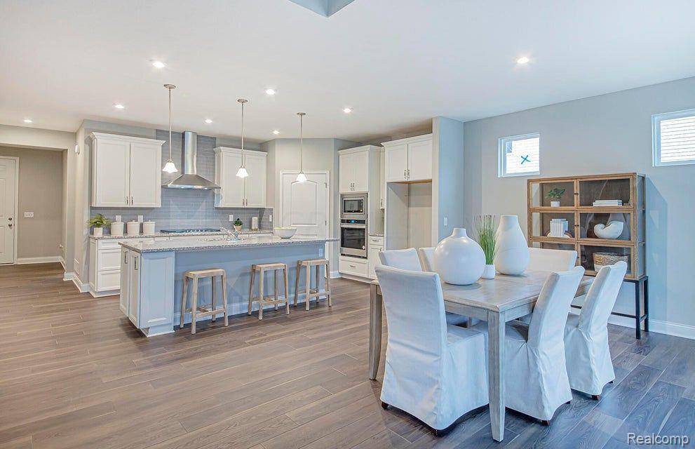 Macomb, MI 48044,50635 Beckett Court