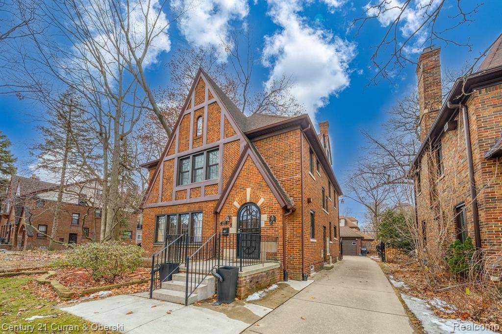 Detroit, MI 48221,18455 PARKSIDE Street