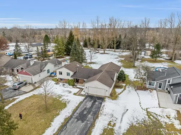 Wixom, MI 48393,4029 W MAPLE Road