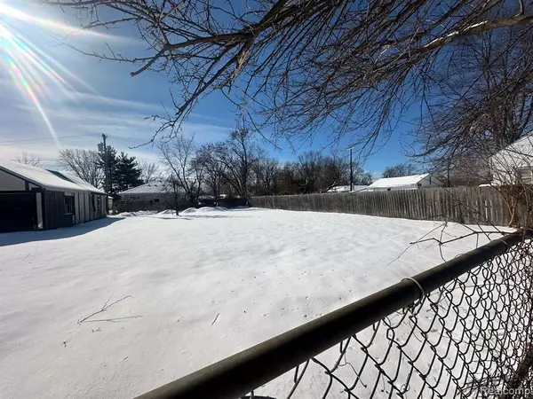 0000 FERNWOOD Street, Inkster, MI 48141