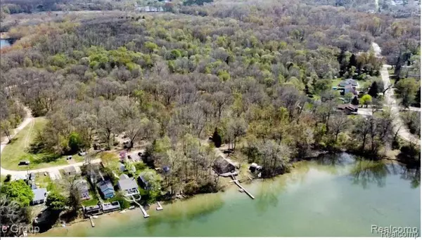 Linden, MI 48451,9138 Longfield Drive