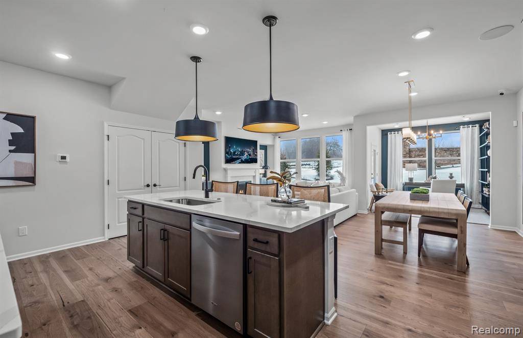 Walled Lake, MI 48390,1362 ADDISON Circle