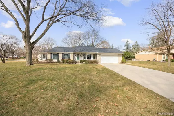 31407 WALTHAM Drive, Beverly Hills, MI 48025