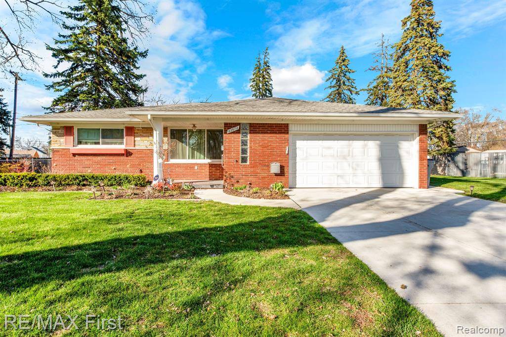 22672 ELM Court, Hazel Park, MI 48030