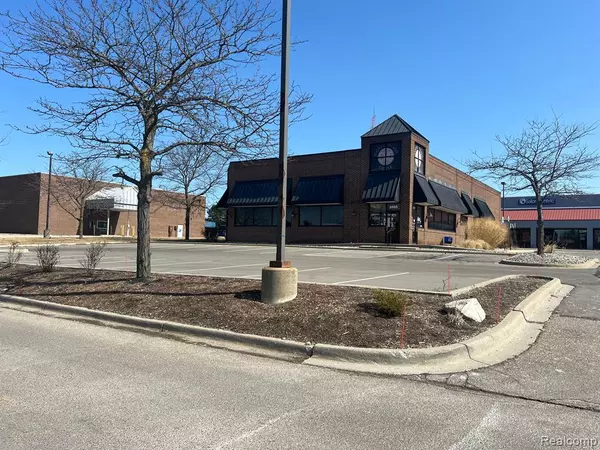 Flint, MI 48532,2055 S LINDEN Road