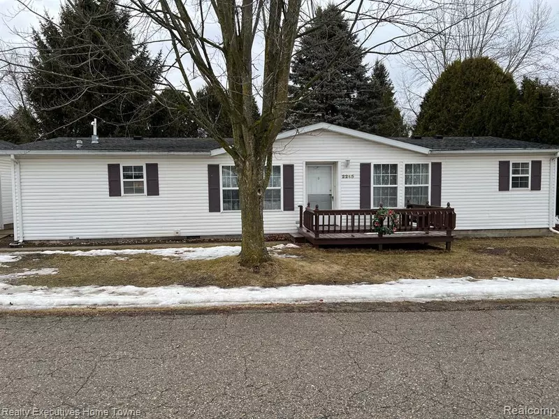 2265 DENNIS Street, Croswell, MI 48422