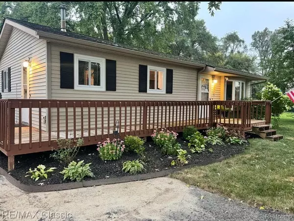 Commerce Twp, MI 48390,2901 WOODLAWN Street