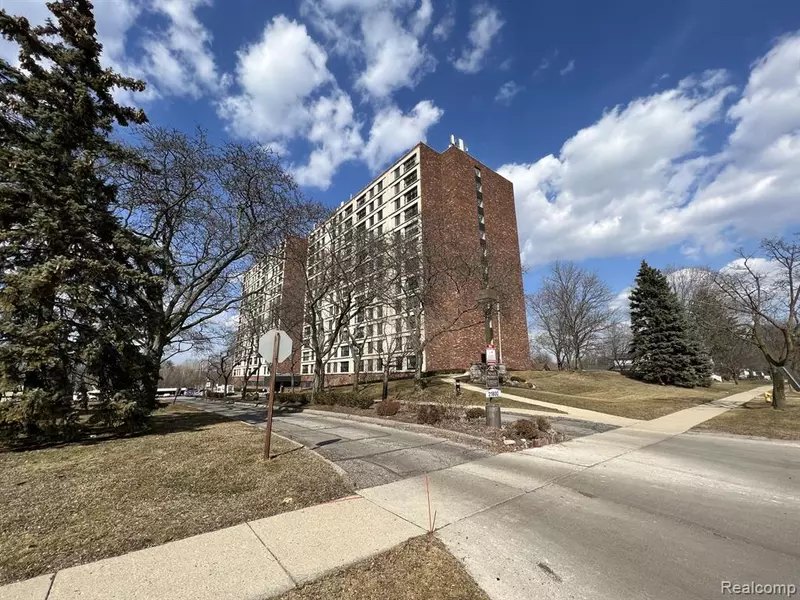 21800 MORLEY Avenue, Dearborn, MI 48124