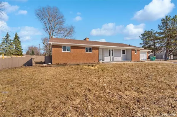 Bay City, MI 48706,4491 MONTEREY Drive