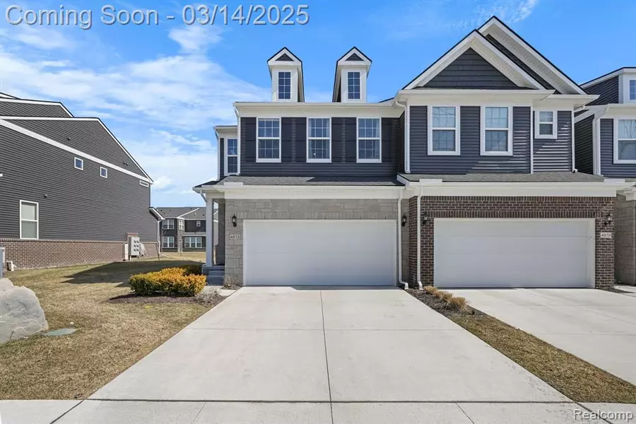 4813 GLENORA Drive, Lake Orion, MI