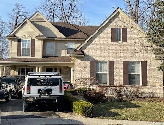 3002 RICHMOND Drive, Clarkston, MI 48348