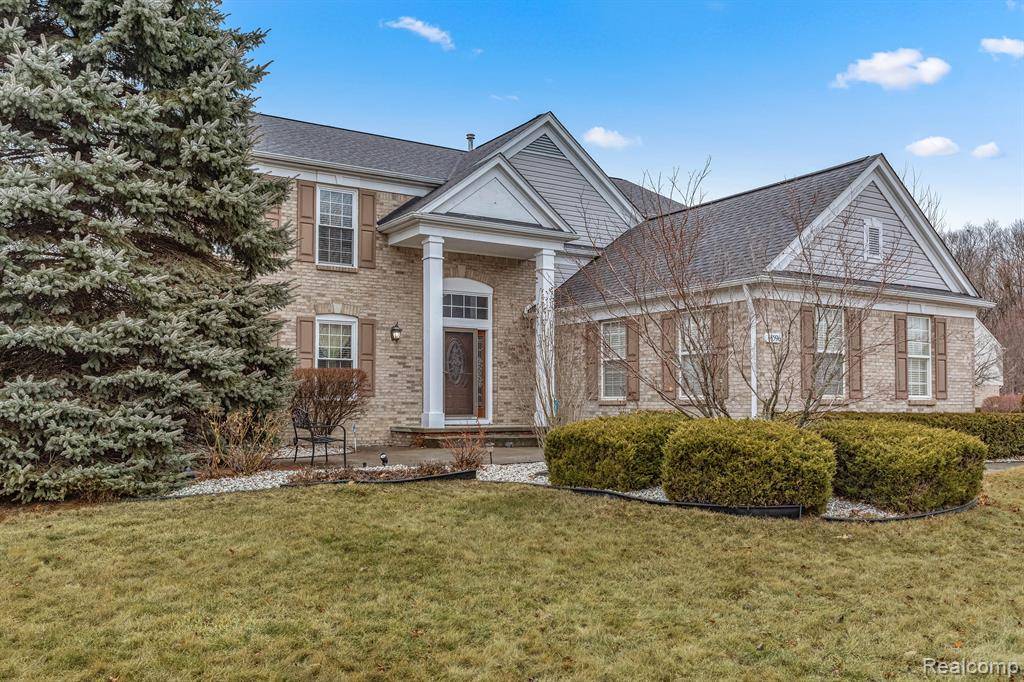 Canton, MI 48188,48596 GREENWICH Lane