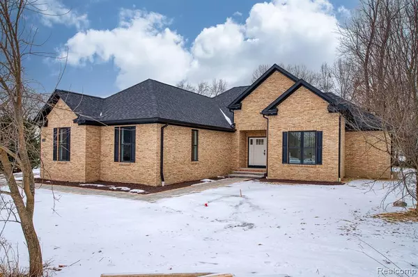 Howell, MI 48843,345 GRANITE Drive