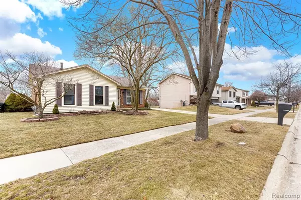 Woodhaven, MI 48183,25302 MONTEBELLO Drive