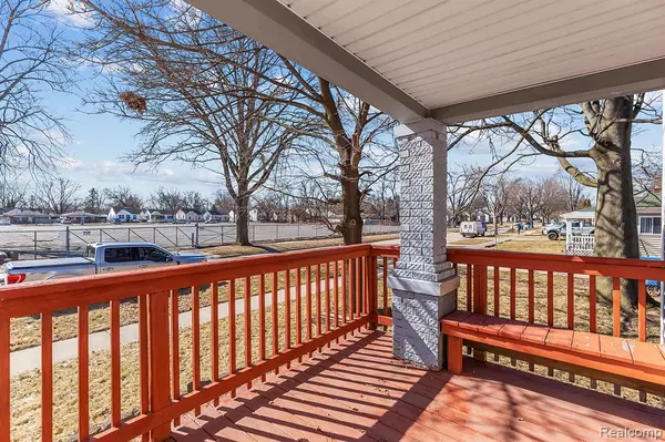 Dearborn Heights, MI 48125,26154 McDonald Street