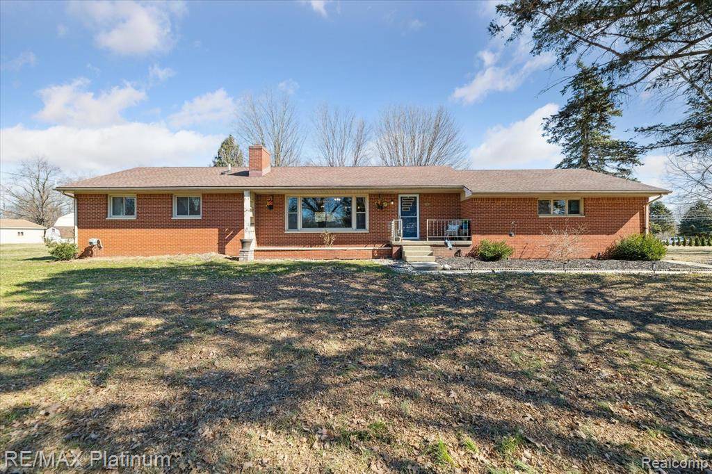 3968 Cemetery Road, Fowlerville, MI 48836