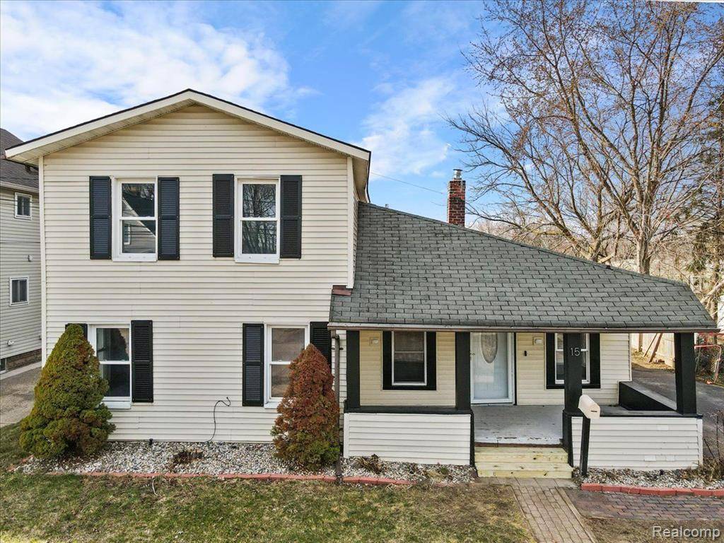 15 CENTER Street, Oxford, MI 48371