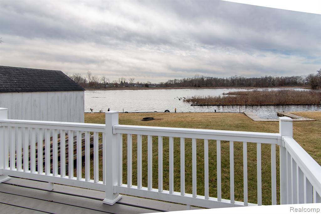 Michigan Center, MI 49254,861 S LAKESIDE Drive