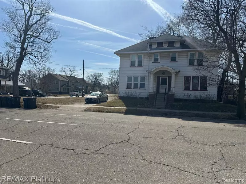 1106 CHURCH Street, Flint, MI 48502