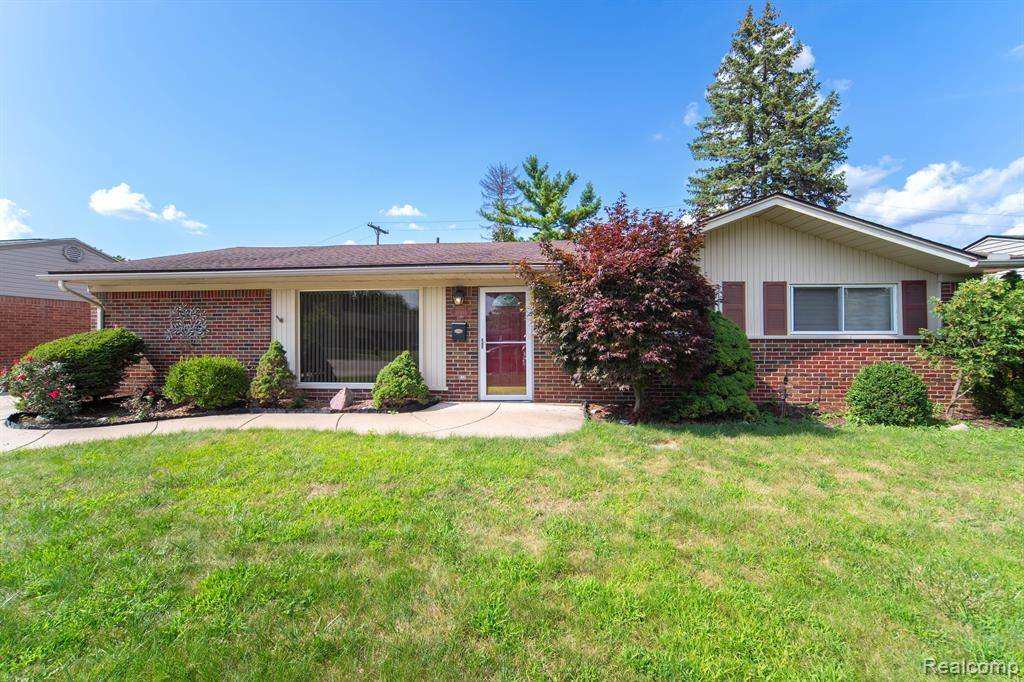 36488 JOANNE Street, Livonia, MI 48150