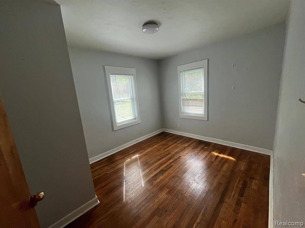 Commerce Twp, MI 48382,321 LONGSPUR Lane