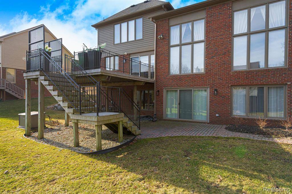 West Bloomfield, MI 48324,6264 WILDWOOD Lane