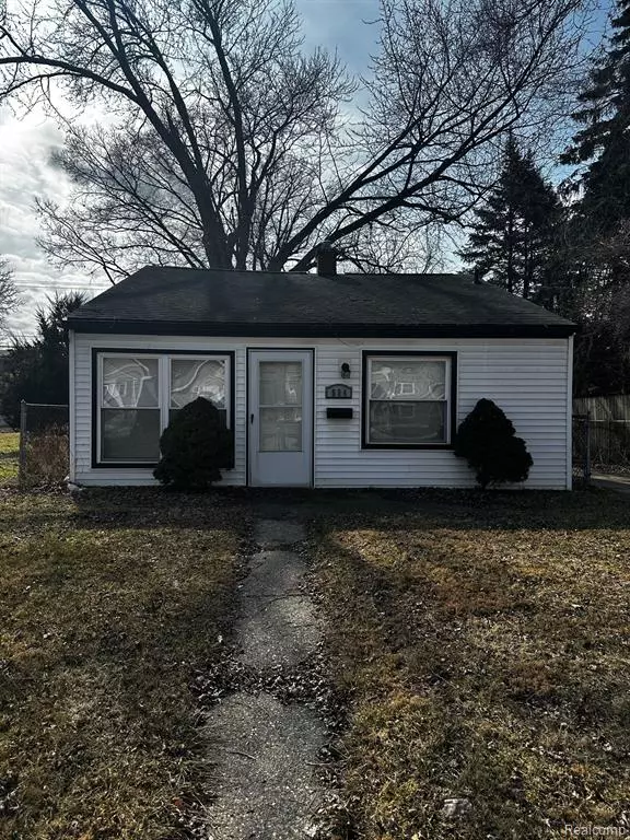 Madison Heights, MI 48071,594 E BARRETT Avenue