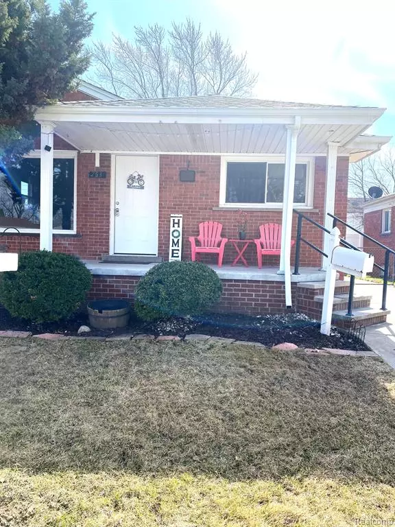 753 DETROIT N Avenue, Lincoln Park, MI 48146