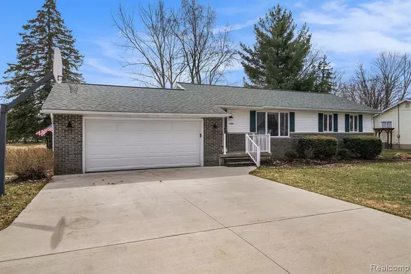 Grand Blanc, MI 48439,6040 E HILL Road