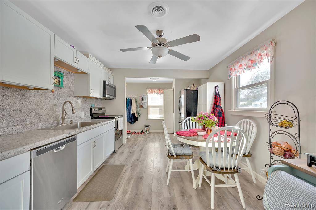 Lapeer, MI 48446,1230 JEFFERSON Street