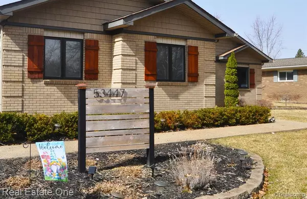 Macomb, MI 48316,53447 GARLAND Drive