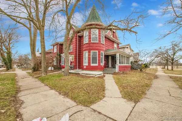 Lansing, MI 48912,130 S 8TH Street