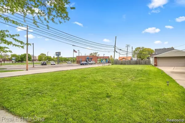 Dearborn, MI 48126,5530 MEAD Street