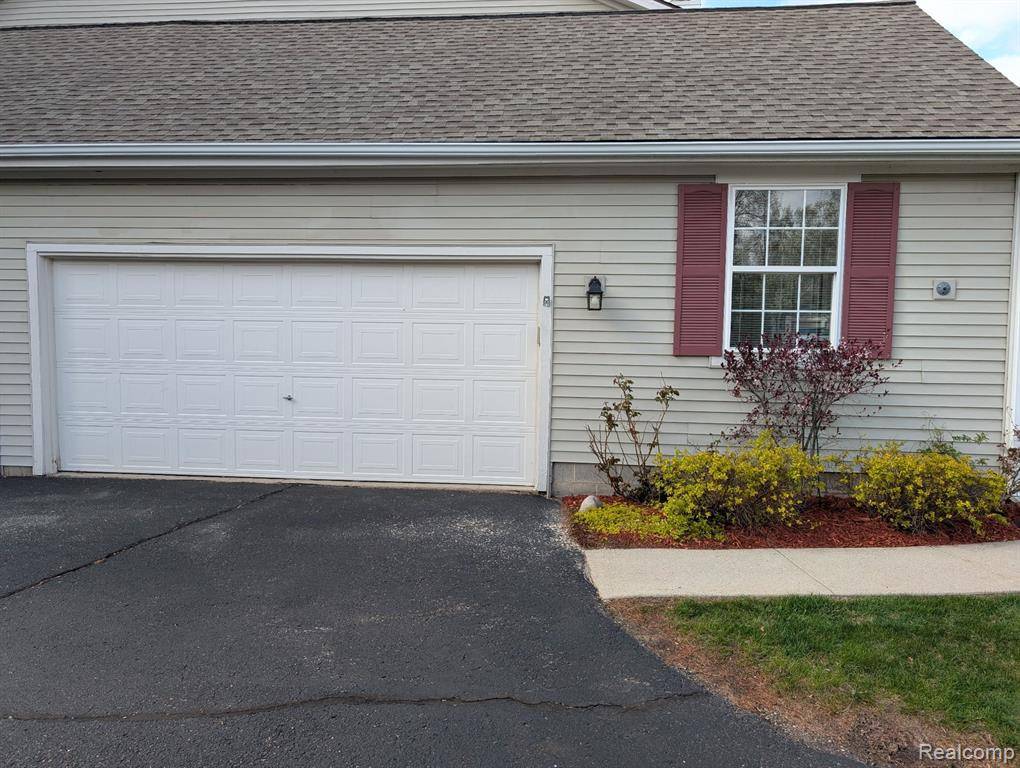 Lake Orion, MI,200 BARRINGTON Circle