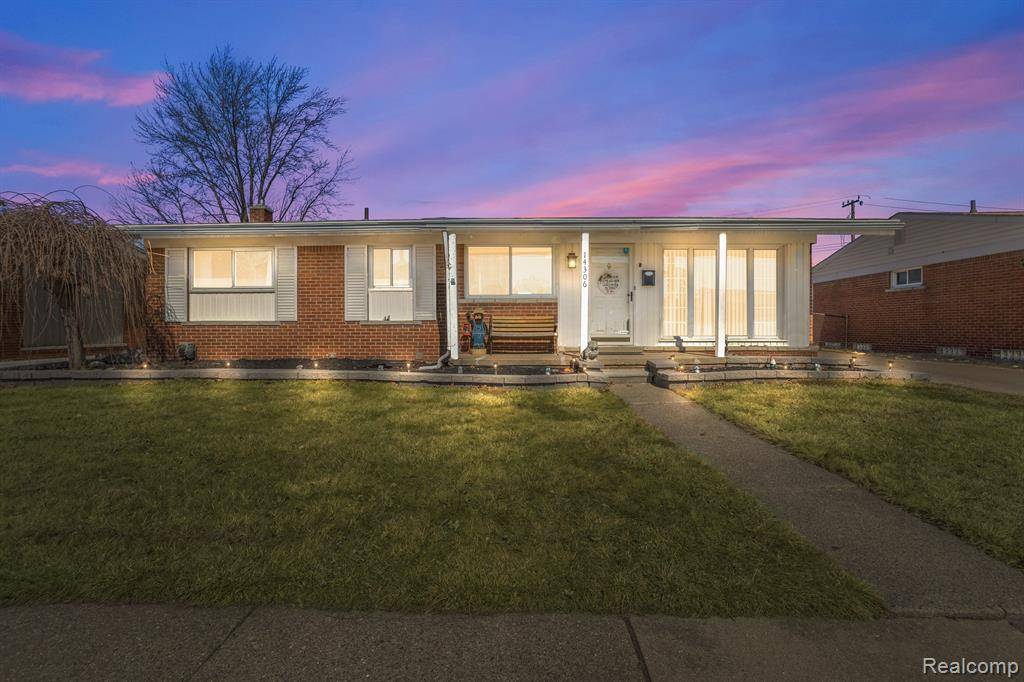 Riverview, MI 48193,14306 HUNTINGTON Street