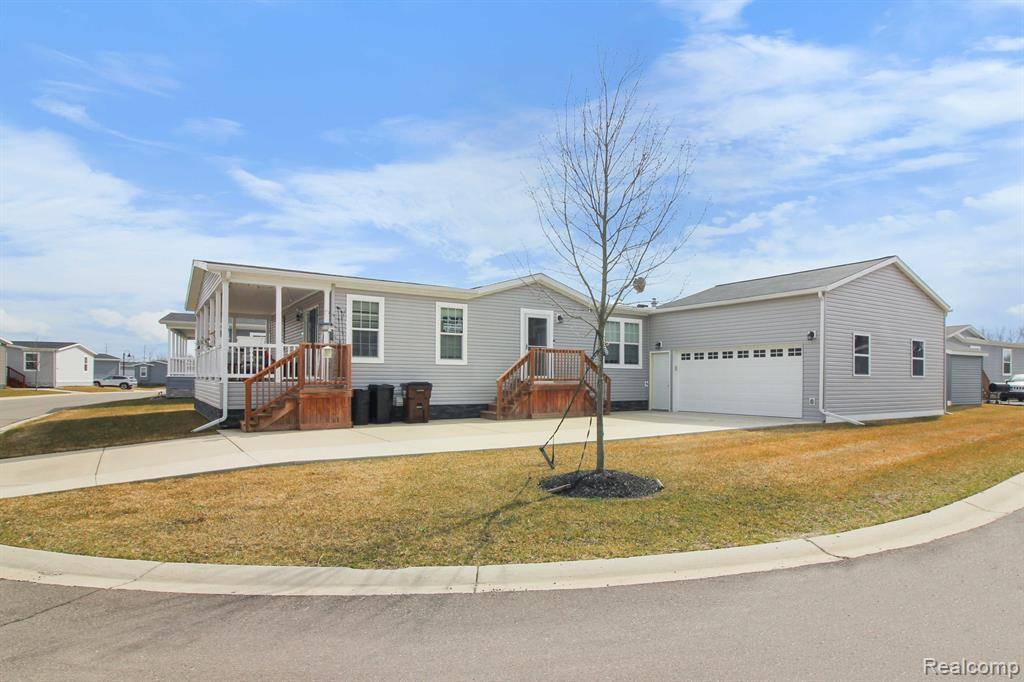 10748 EDWARDS Lane, Willis, MI 48191