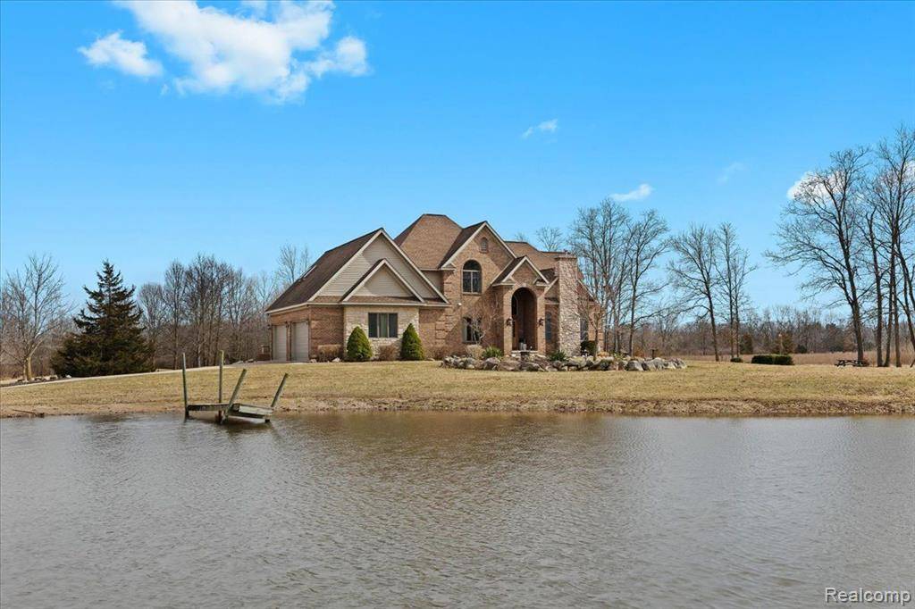 Howell, MI 48855,3590 N BURKHART Road