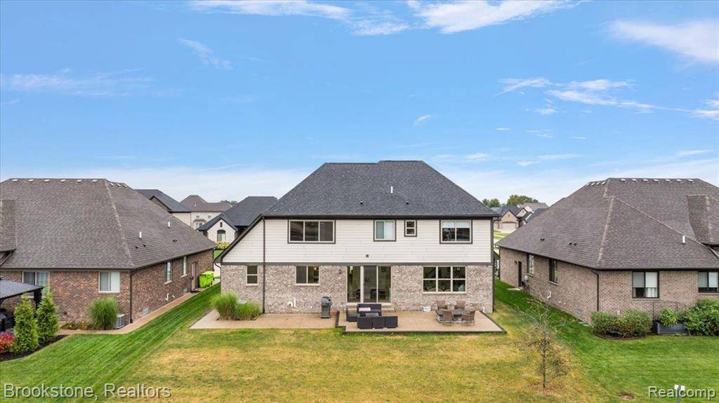 Macomb, MI 48044,49677 MONARCH Drive