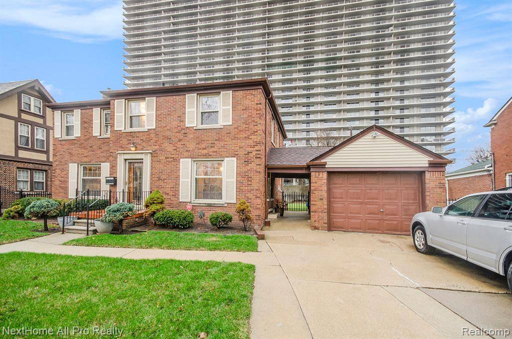 Detroit, MI 48214,551 FISKE Drive