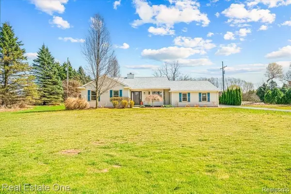 Howell, MI 48843,2885 COUNTY FARM Road