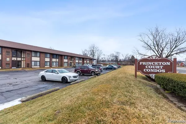 4973 E 10 Mile Road, Warren, MI 48091