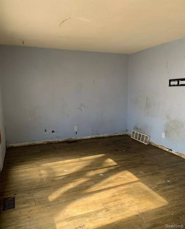 Mount Morris, MI 48458,1145 LAPORT Avenue