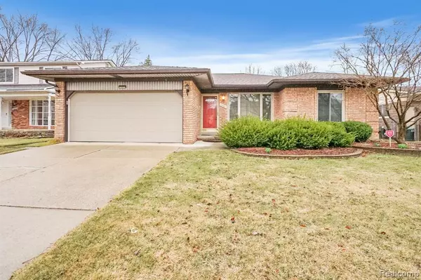 Troy, MI 48083,1601 LAKEWOOD Drive