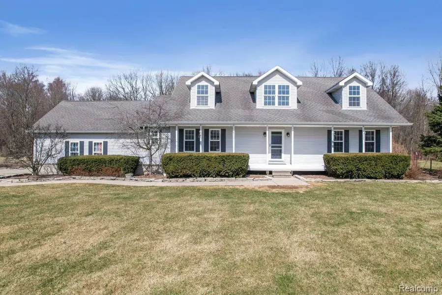 6184 SHORT CUT Road, Cottrellville, MI